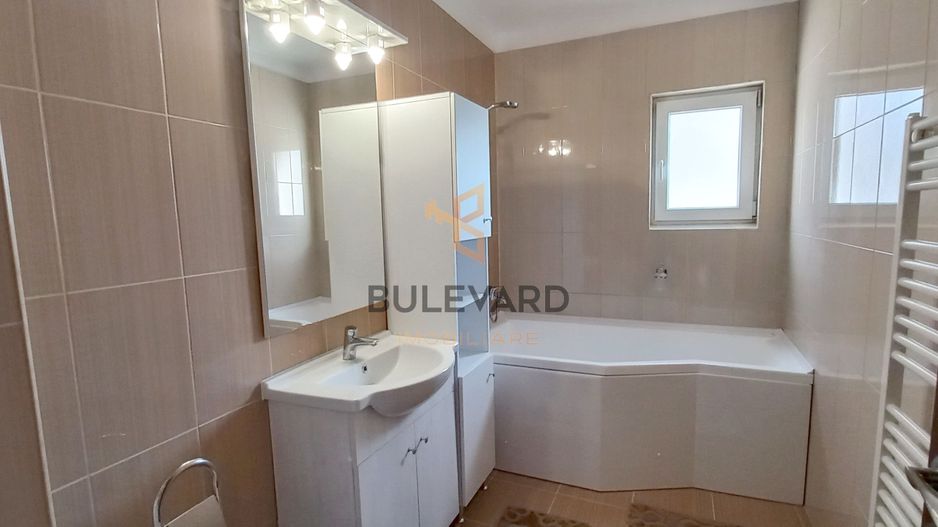 Apartament cu 2 camere, zona strazii Sesul de Sus! - Poză 6