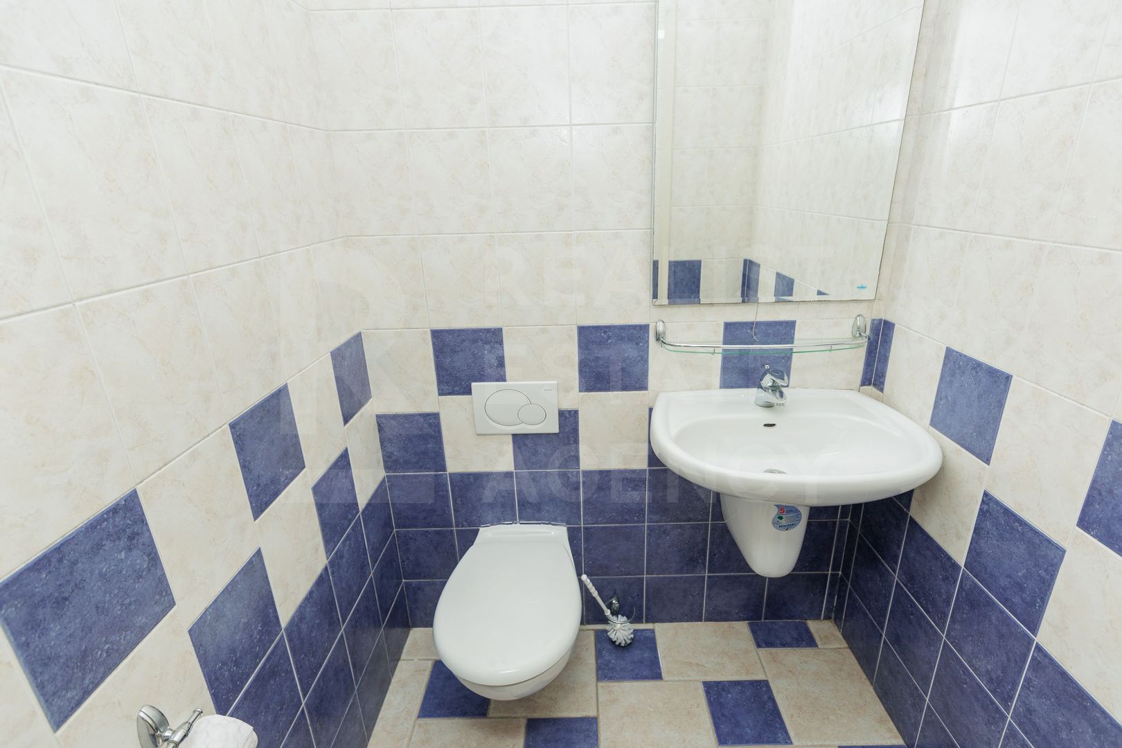 Chirie, casă, 3 nivele, strada Frumoasa, Centru - Poză 25