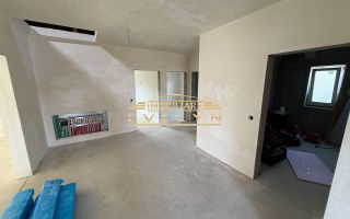 Casă 4 camere de vânzare – Stancesti, strada principală - Poză 7
