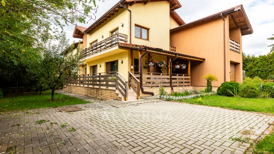 Casa individuala 268mp | 4 dormitoare + studio | 1100mp teren | Faget - Poză 35