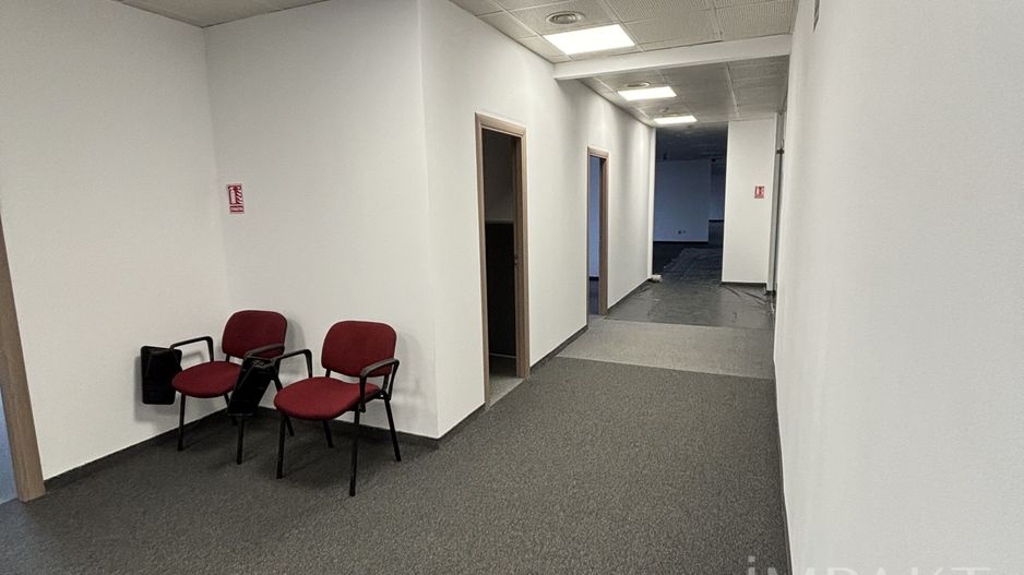 De închiriat spații moderne de birouri -Clădire centrala - Poză 26