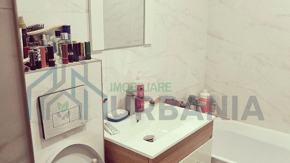 Apartament 3 camere decomandat, zona Pod de Piatră, Iași - Poză 3