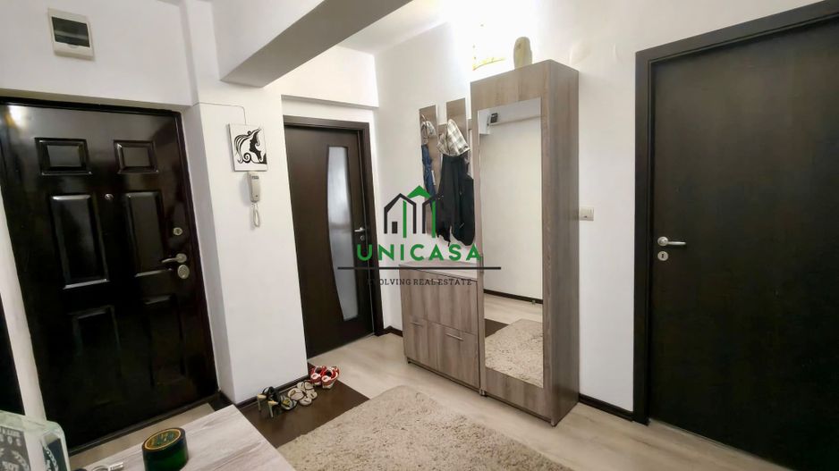 Apartament de inchiriat / 3 camere/ loc de parcare privat - Poză 9