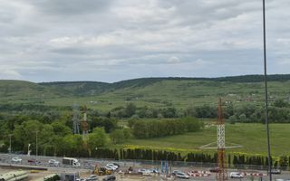 Apartament modern cu birou și panoramă deschisă – zona BMW. - Poză 17