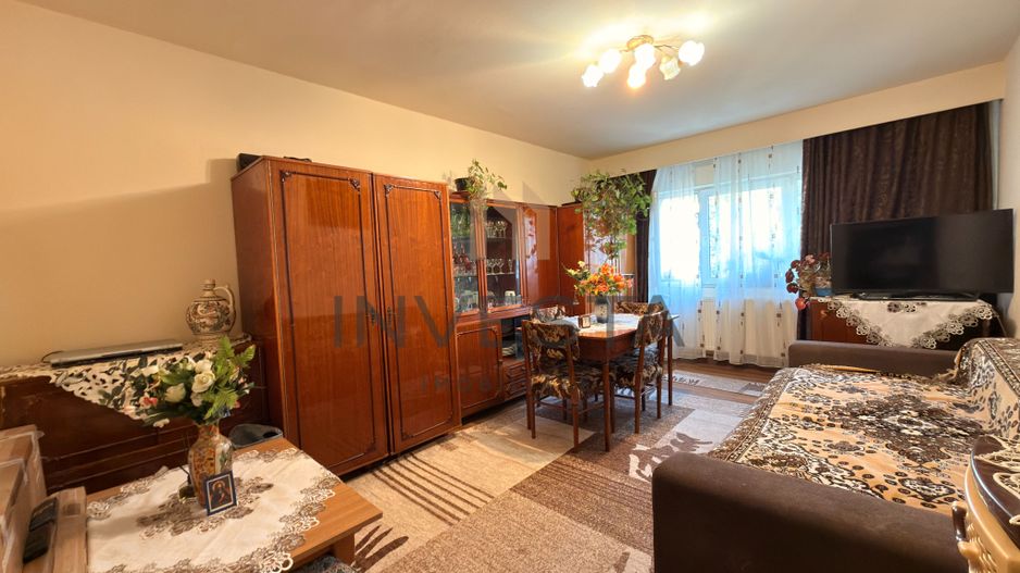Apartament 2 camere decomandat, etaj intermediar, zona Platinia! - Poză 2