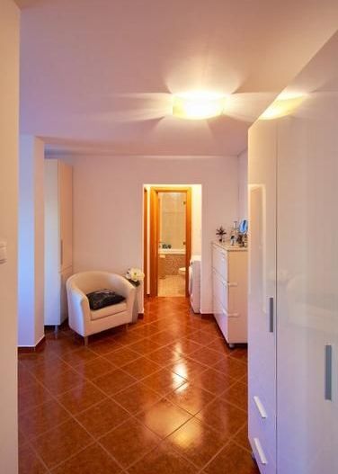 2 camere | prima inchiriere | centrala proprie | Sebastian - Razoare - Poză 8