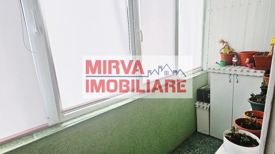 Vânzare apartament 3 camere | Zona Vest – Lămâița | Etaj 10/10 - Poză 3