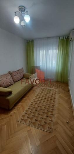 3 camere | 2 bai | Etaj 1 | Zona excelenta | - Poză 6