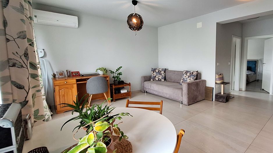 Apartament cu 2 camere si  2 locuri de parcare - Poză 7