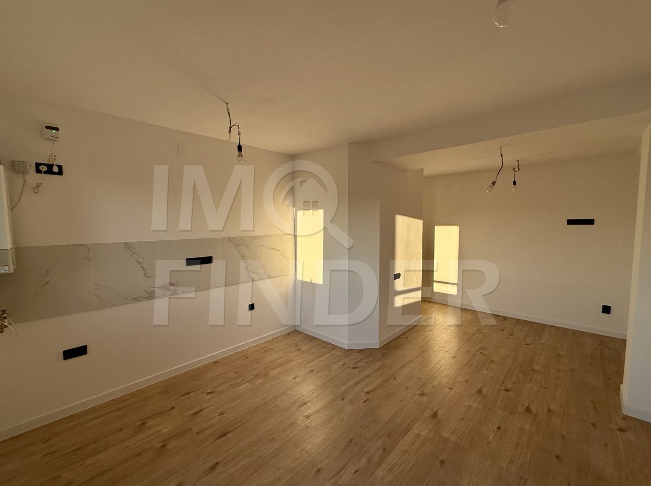 Apartament cu 2 dormitoare, bucatarie separata, 67.5 mp , langa Iulius Mall - Poză 1