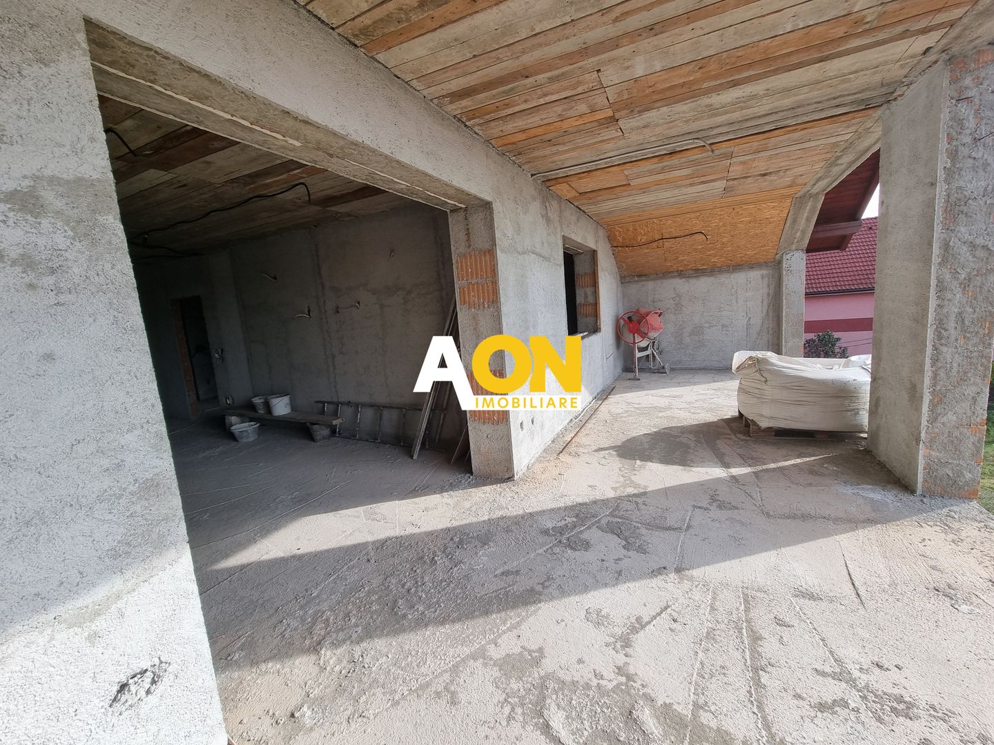 Casa la rosu,2100 mp teren,zona Micesti - Poză 15