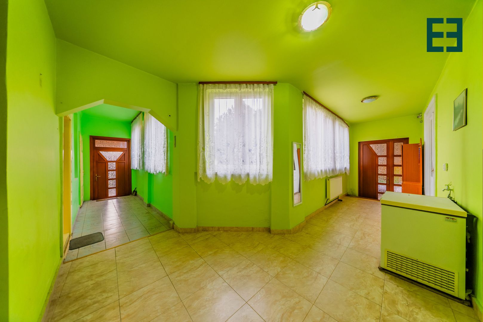 Casă cu 4 camere și 1044 mp Teren - Aradul Nou - Arad - Poză 12