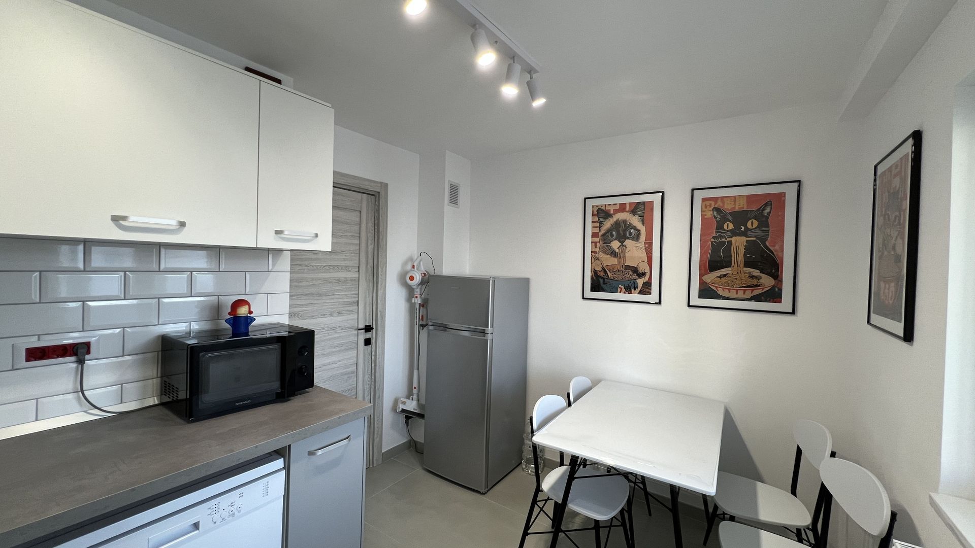 Apartament 3 camere | Prima Inchiriere | Bloc Anvelopat | Gorjului - Poză 6