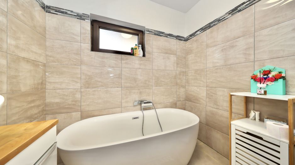 Casă individuală cu 4 camere de vânzare în Cristian, Brasov - Poză 18