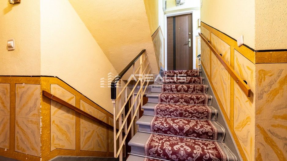 VÂNDUT!!! Apartament spațios cu 3 camere, zona Polivalentă - Poză 9