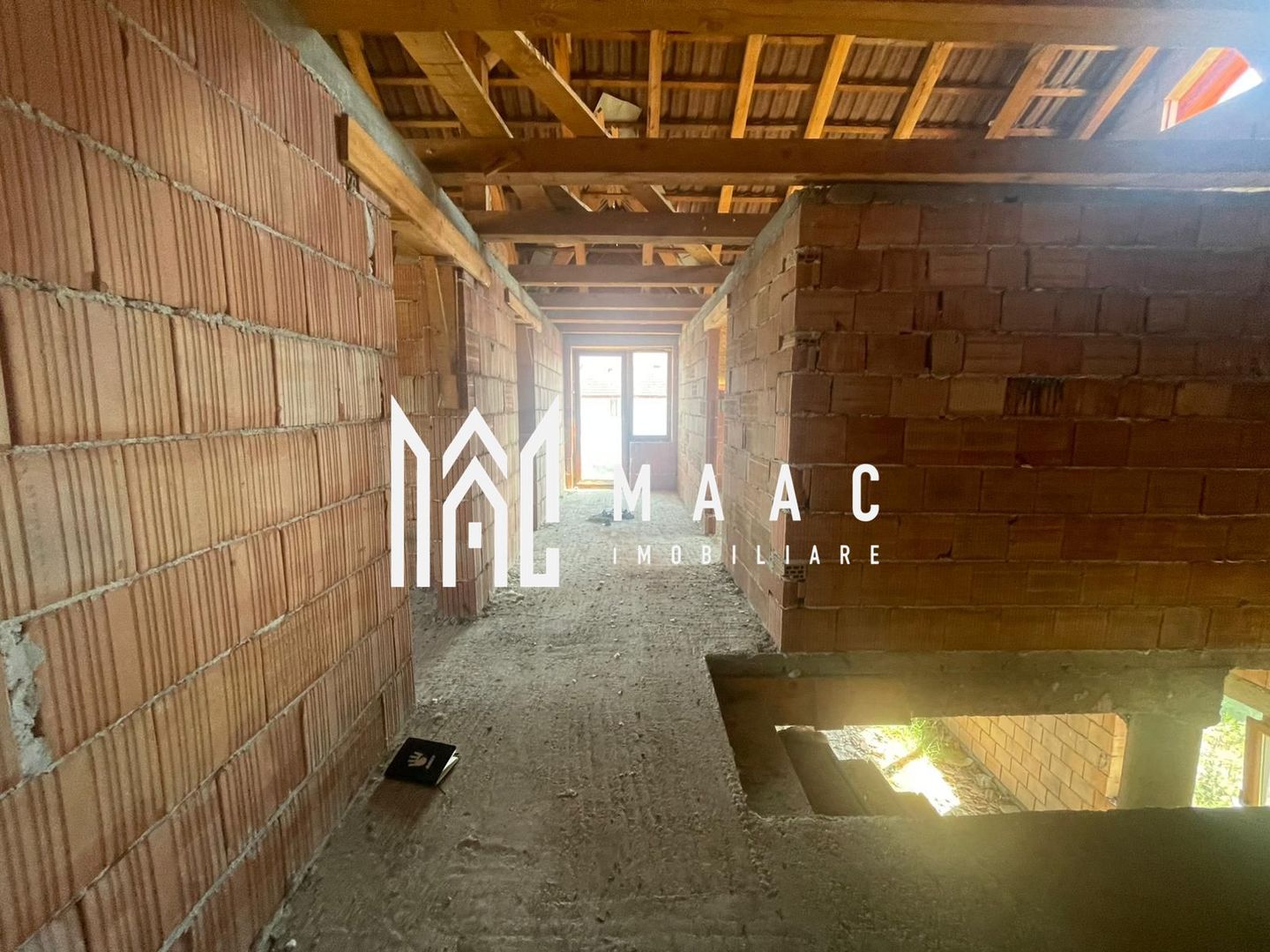 Casă 5 Camere | 100 MPU |Teren 300 MP | Cristian - Poză 2