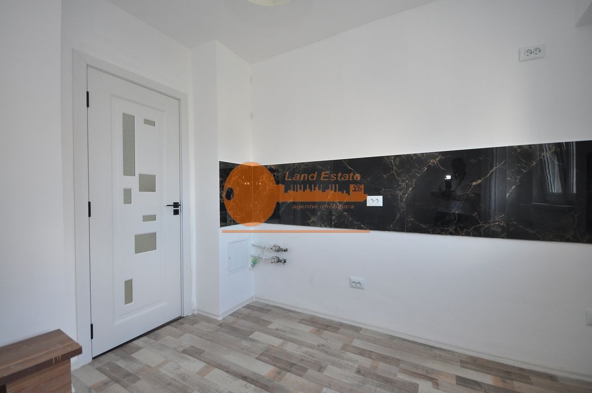 Apartament cu 3 camere in zona Pacii-Apusului - Poză 10