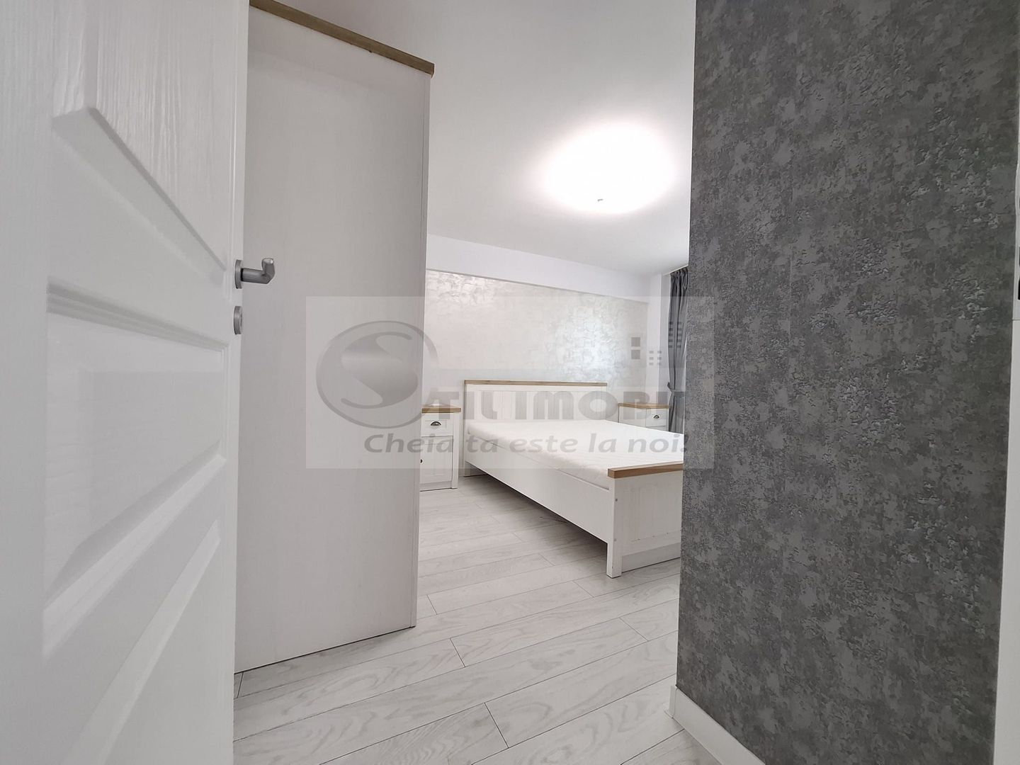 Liber, mobilat, de vanzare apartament 2 camere, Cug Pepiniera - Poză 4