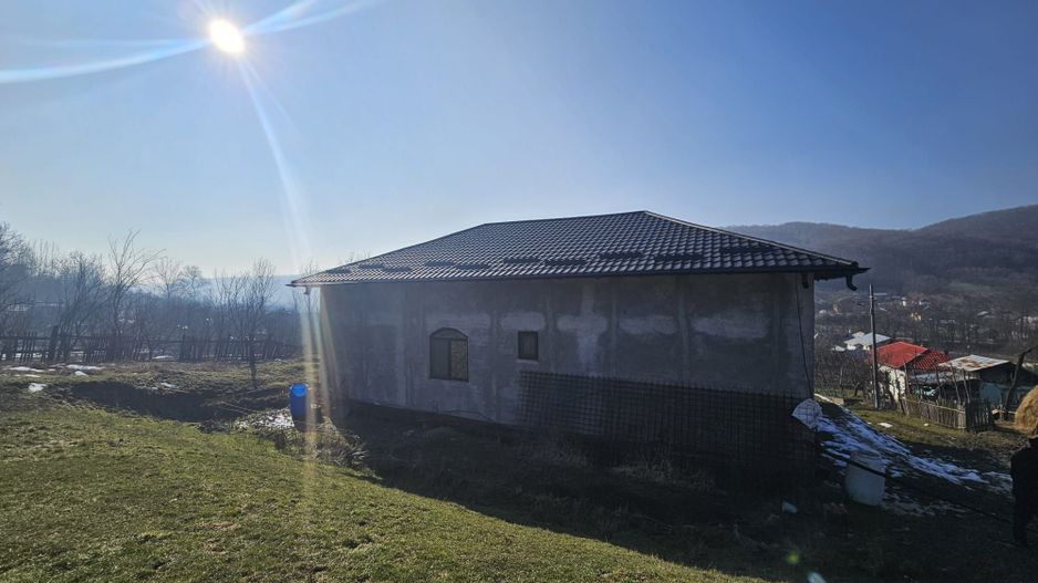 Casă pe platou, liniște și natură – Boțești, Argeș - Poză 21