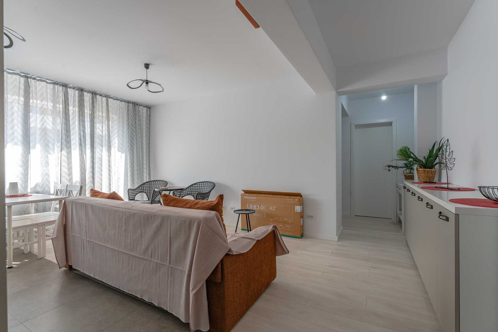 Apartament studio în cartier Noua cu loc de parcare subteran - Poză 3