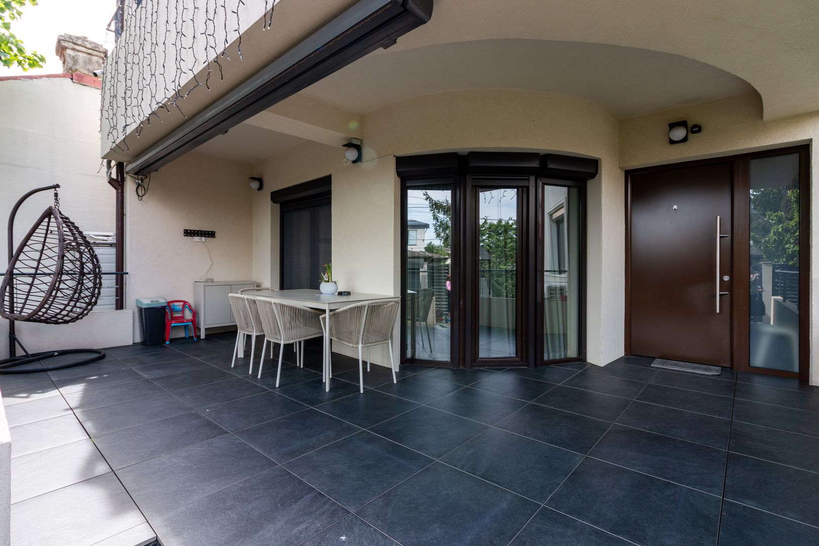 Vilă superba 7 camere, zona linistita, Bucurestii Noi - Poză 17