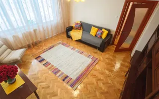Apartament mare, decomandat, bucatarie separata. PET FRIENDLY. - Poză 12