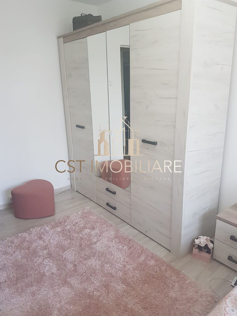 Apartament 3 camere Dacia - Poză 2