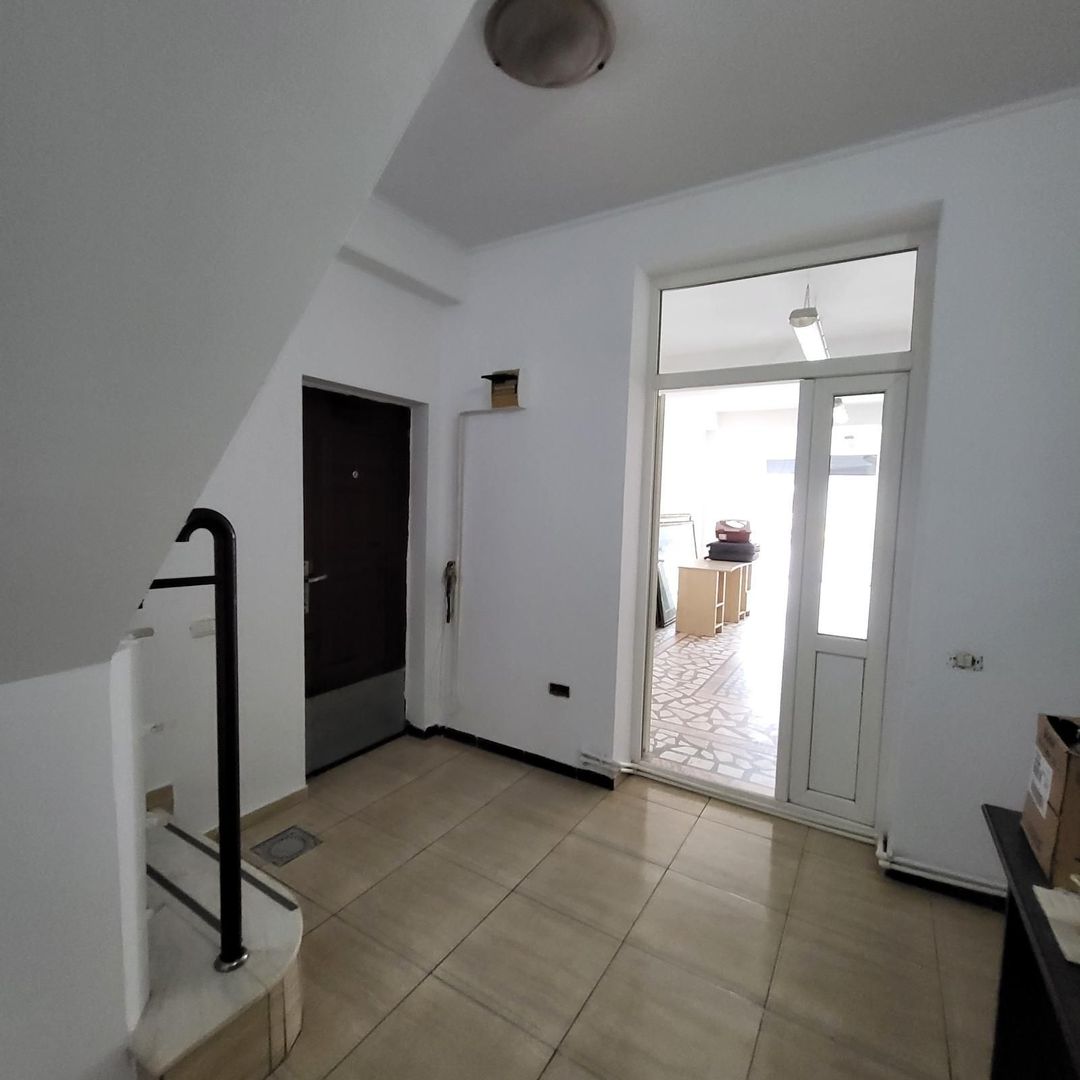 De inchiriat spatiu comercial P+M, Prelungirea Ferentari - Poză 3