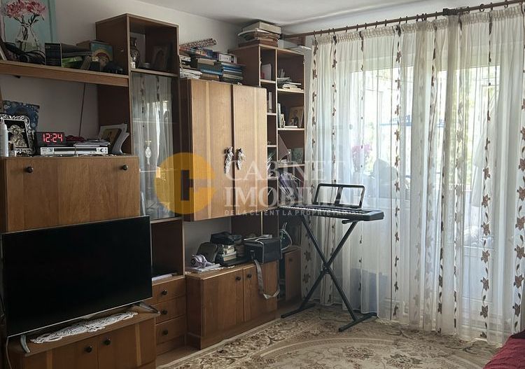 APARTAMENT 3 CAMERE SEMIDECOMANDAT - PACURARI - Poză 2