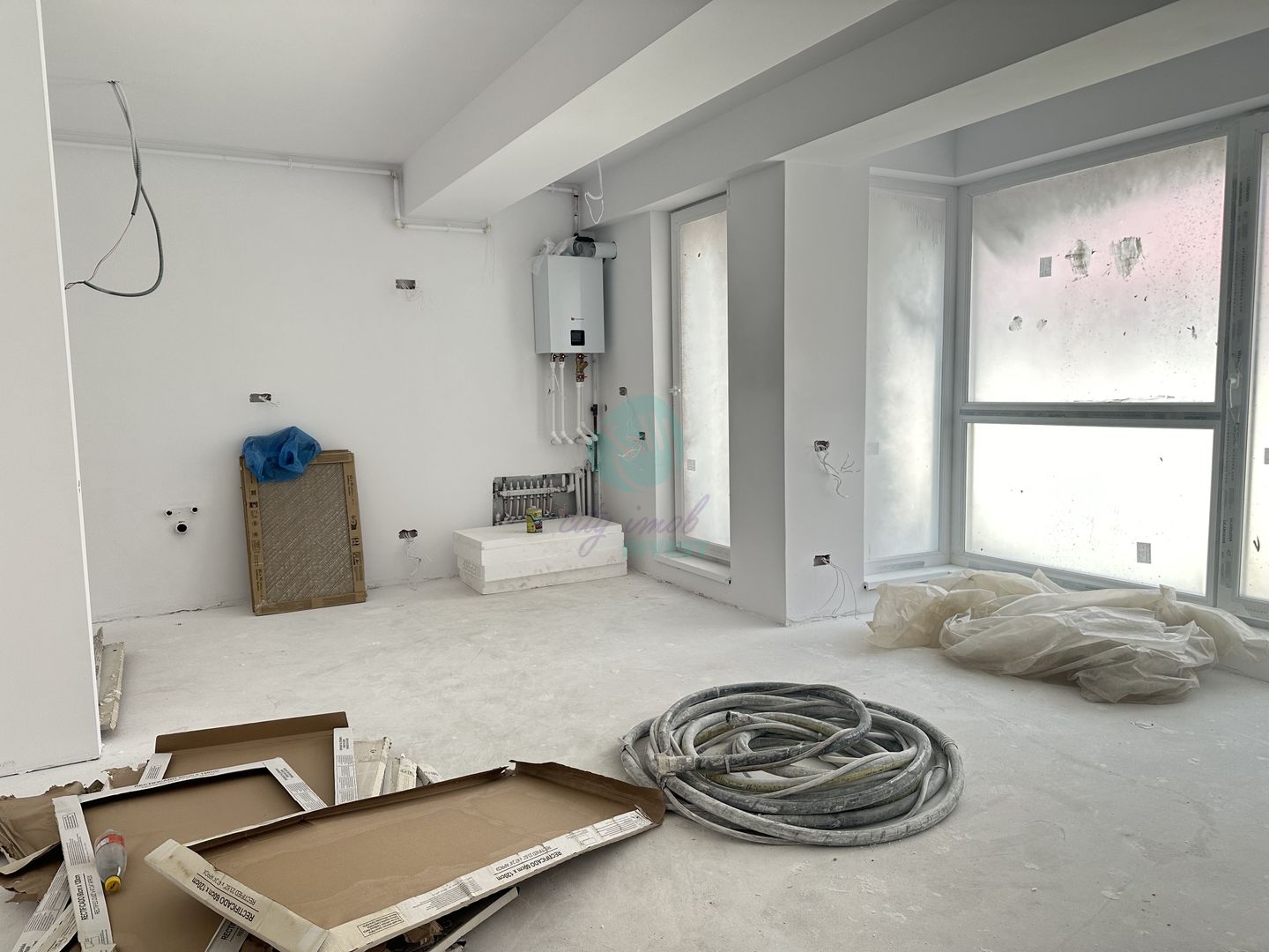 3 camere luminoase BLOC BOUTIQUE - Poză 10