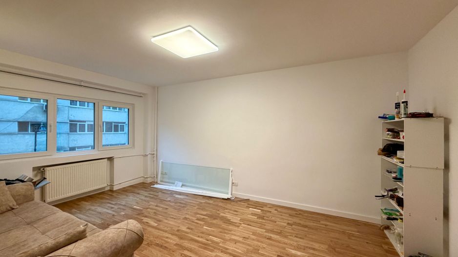 4 camere renovat| boxa | poziție excelenta Universitate - Poză 2