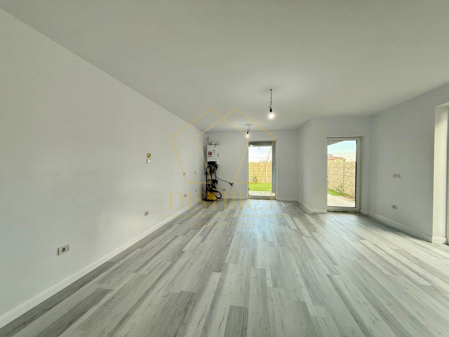 Casa tip duplex de 110 mp utili cu 4 camere | Sacalaz - Poză 3