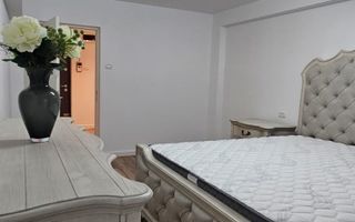 Închiriez apartament 2 camere, Unirii, mobilat, centrală proprie - Poză 3