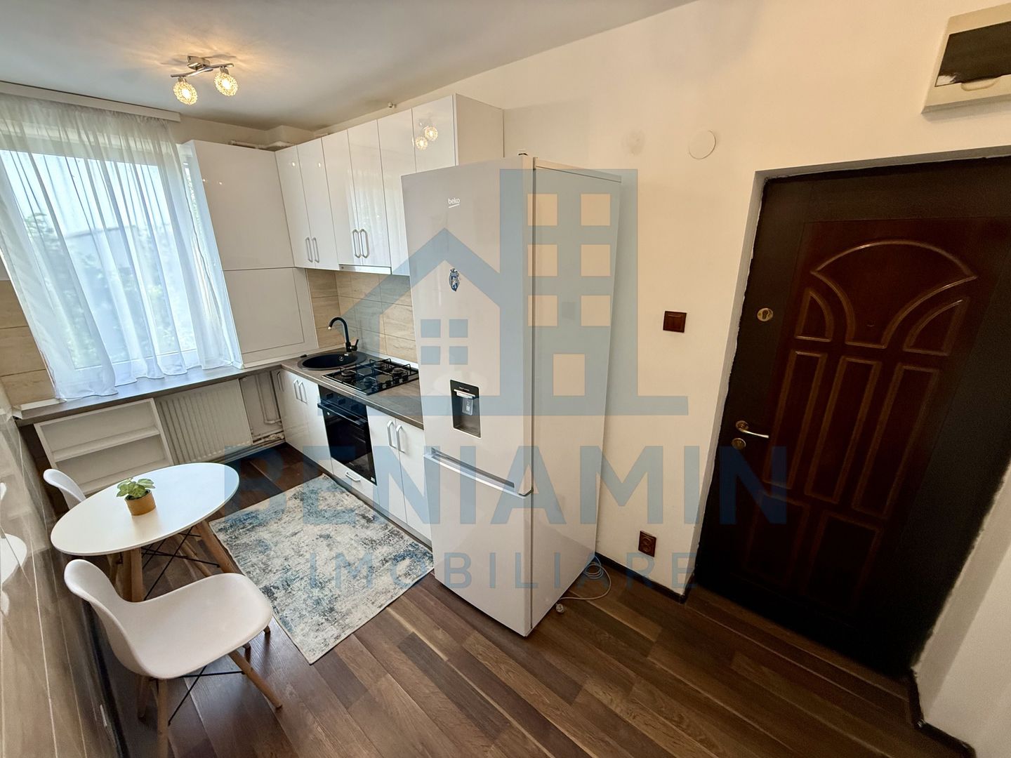 2 Camere - Etaj 3 - Centrala Proprie - AC - Mobilat - Utilat - Centru - Poză 5