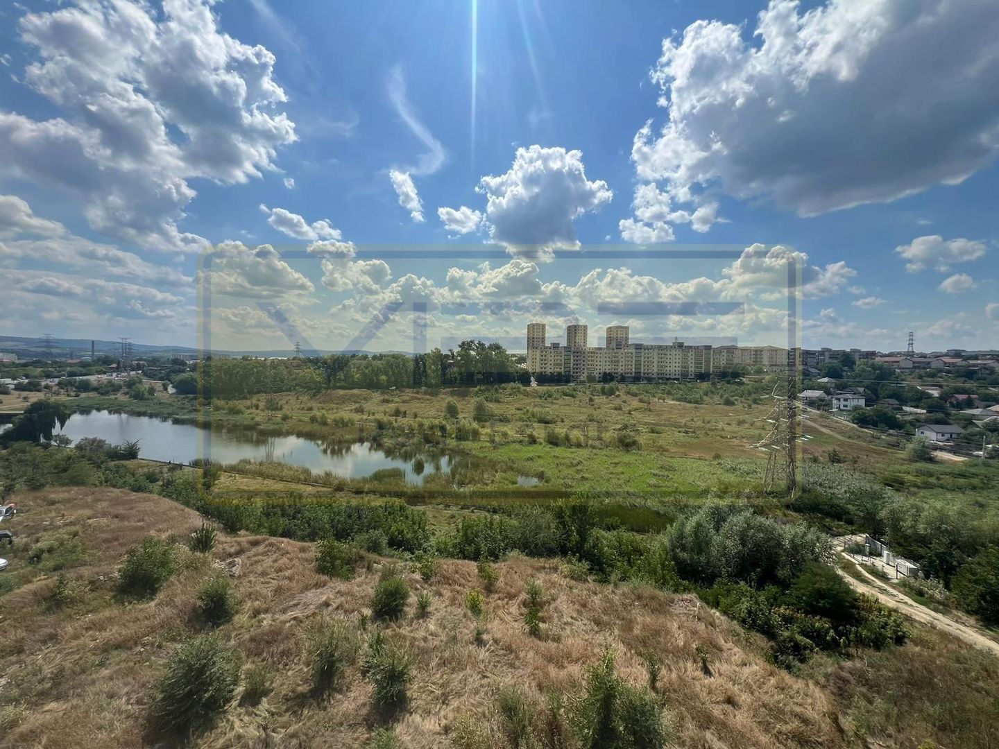 Apartament 2 dormitoare living Nicolina T Neculai - Poză 24