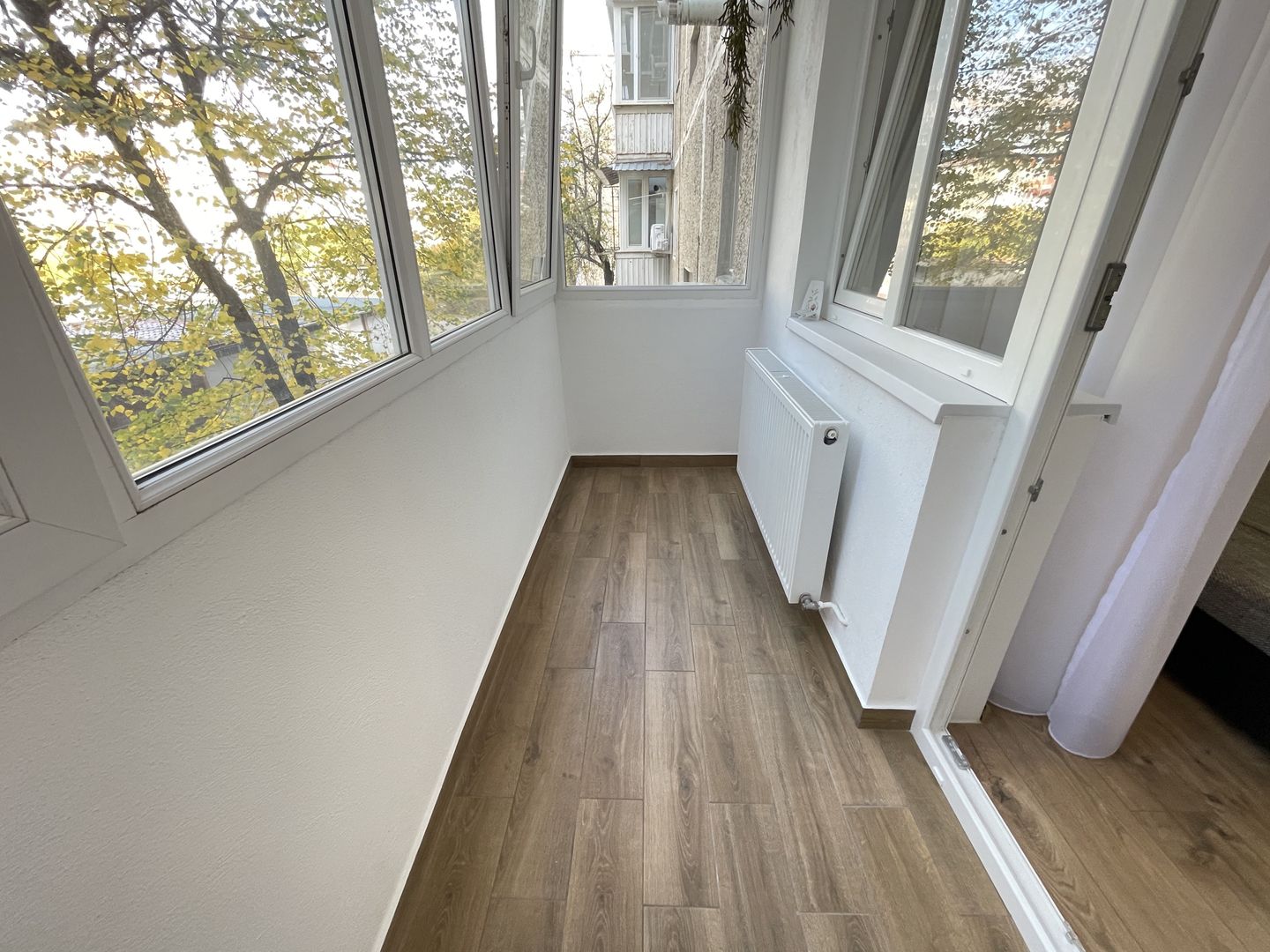 Amenajat complet, mobilat și utilat, totul nou - Poză 5