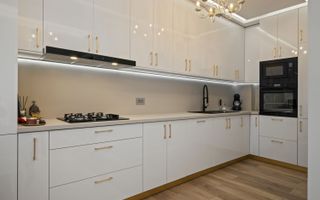CASA COMPLET RENOVATA || 2 CAMERE|| 2 BAI || CENTRALA PROPRIE - Poză 6