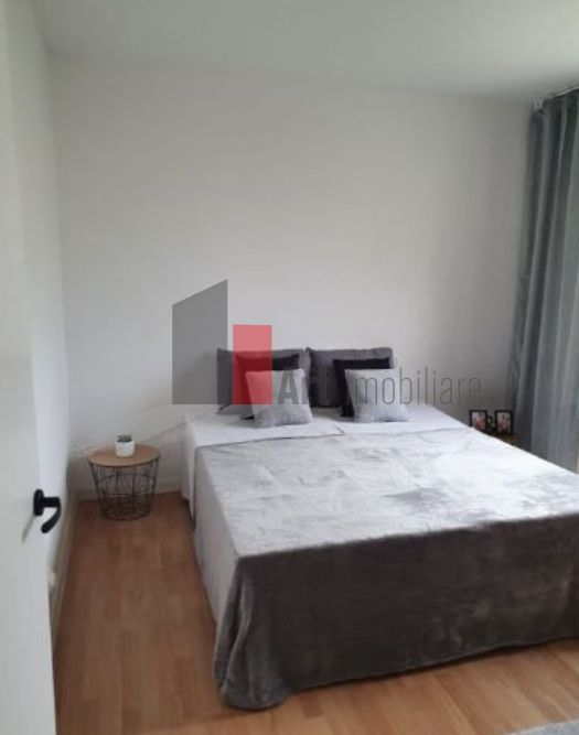 CASA DE VANZARE IN BUSTENI- POIANA TAPULUI - Poză 24