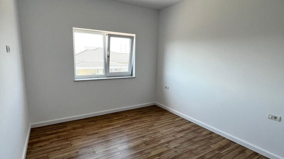Duplex Lux, 4 dormitoare, finisaje premium. Ghiroda. - Poză 8