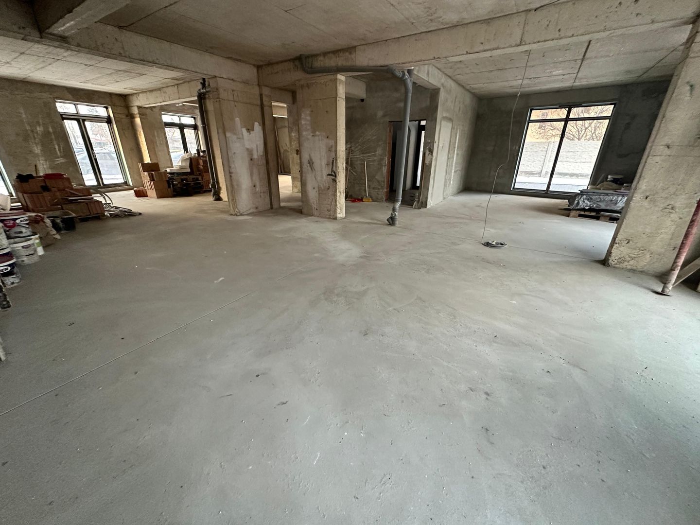 SPATIU COMERCIAL PRELUNGIREA FERENTARI, 180 MP UTILI, BLOC NOU, METROU - Poză 3