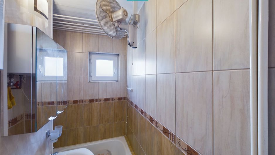 Apartament cu 3 camere zona Lebăda - Poză 4