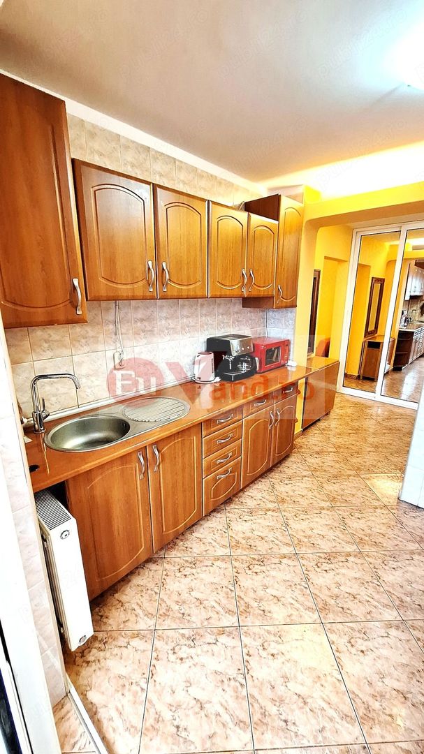 De inchiriat apartament  renovat cu 3 camereTiglina 3, 500 E - Poză 3