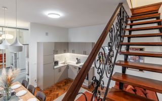 Casa cu 3 camere  | Ultracentral | Oradea - Poză 3