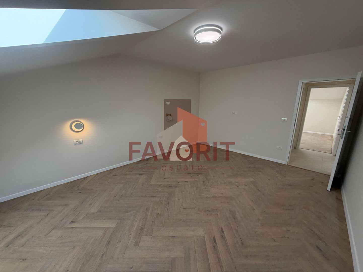 NOU. Disponibil imediat. Decomandat. Zona Soarelui - Poză 9