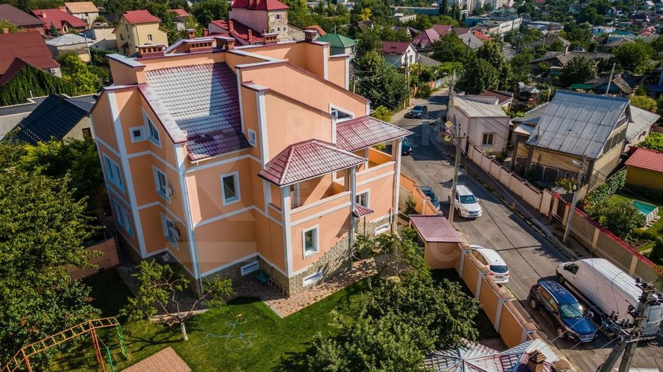 Vânzare, casă, 3 nivele + 8 ari, str. Alexandru Marinescu, Buiucani - Poză 4