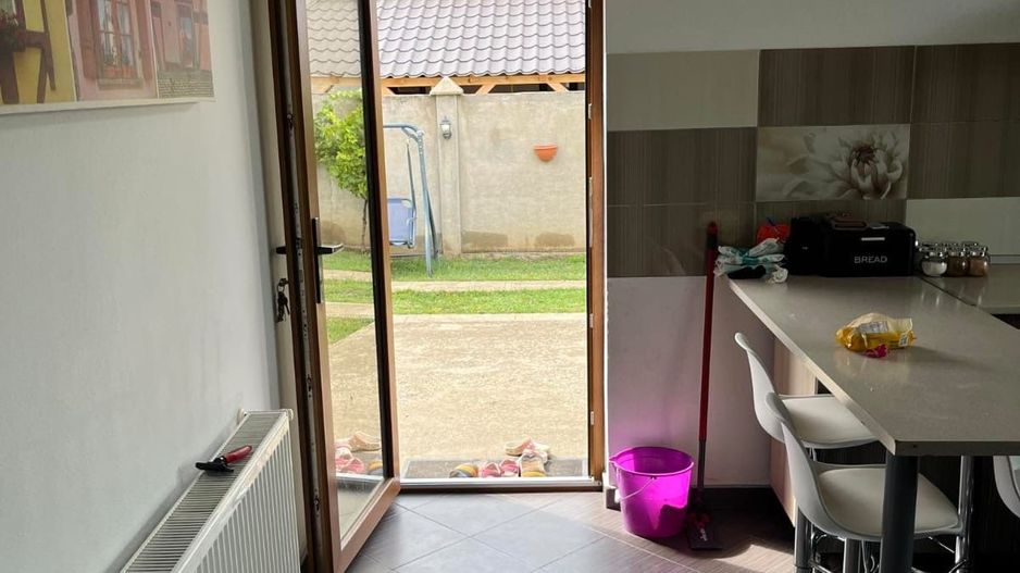 Casa Individuala Sandra,Parter,4 Camere,Curte Amenajata - Poză 22