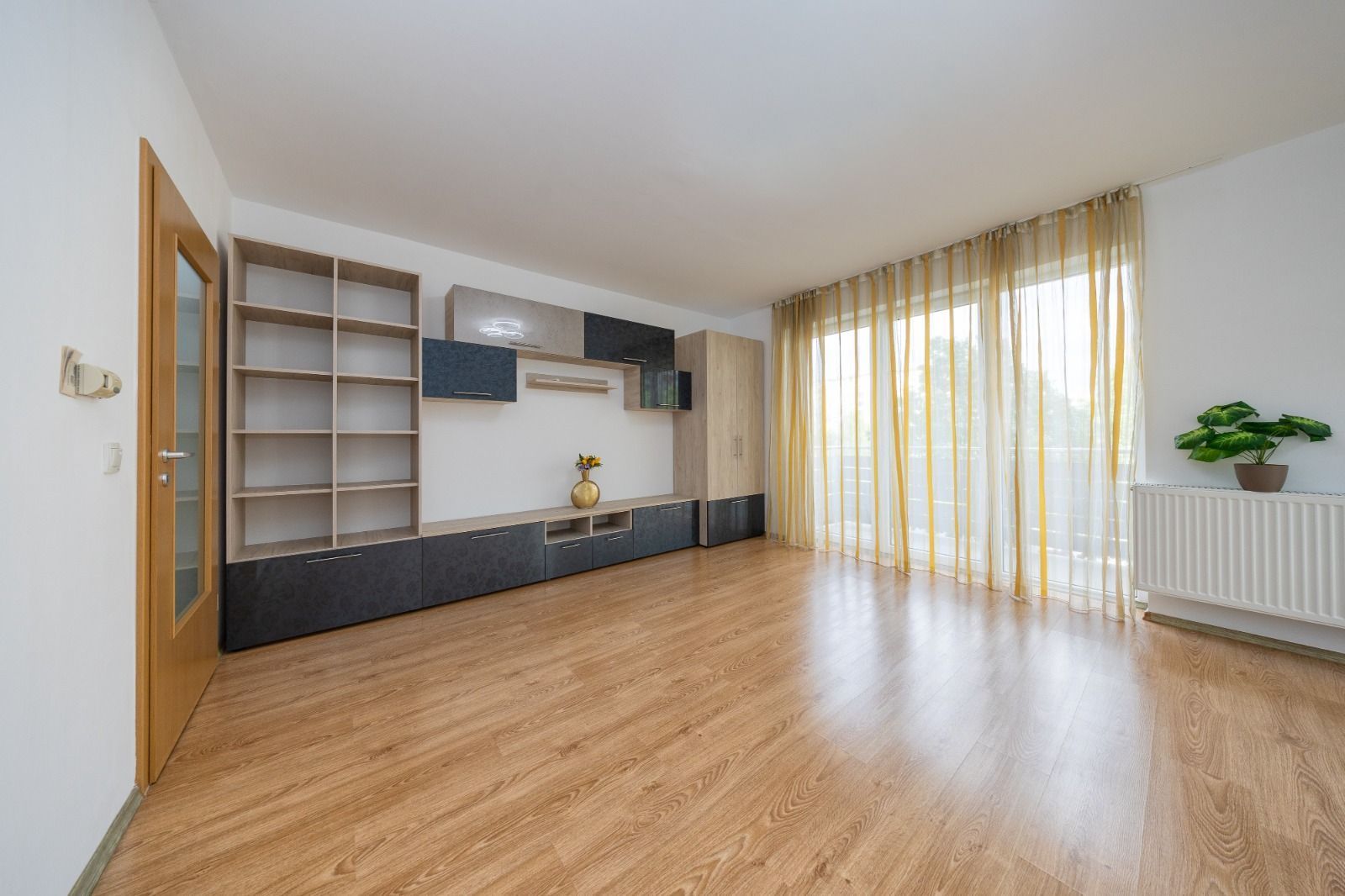Apartament 2 camere,loc de parcare si boxa-Avangarden Bartolomeu - Poză 13