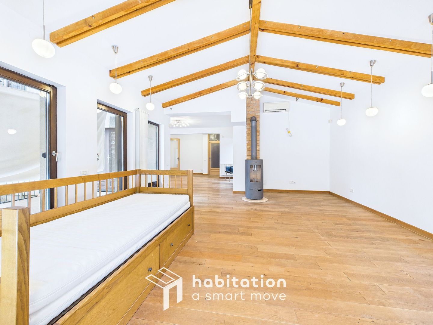 Casă de vis în Giroc – Eleganță clasică, spațiu vast și confortabil - Poză 8