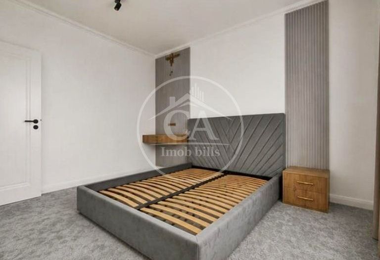 Casa de vanzare cu 4 camere si piscina in Cihei, Bihor - Poză 5