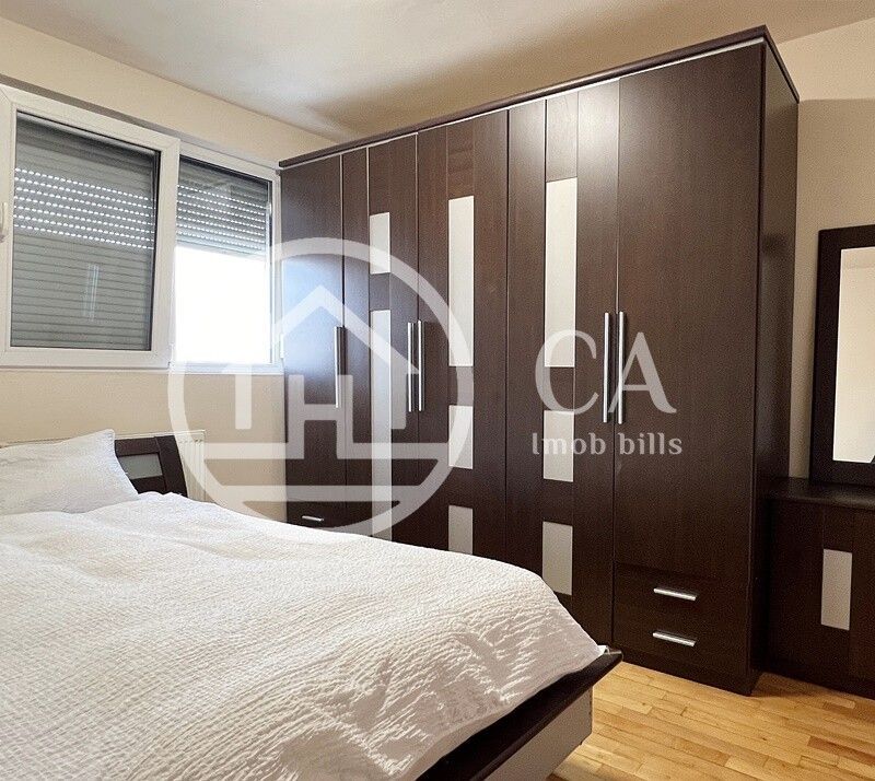Apartament de închiriat cu 3 camere în zona Rogerius, Oradea - Poză 1